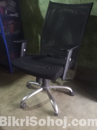 official black chear